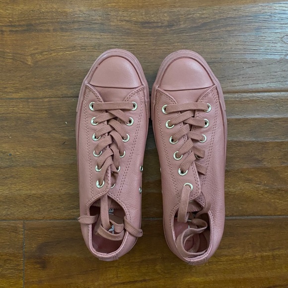 nude lugged converse